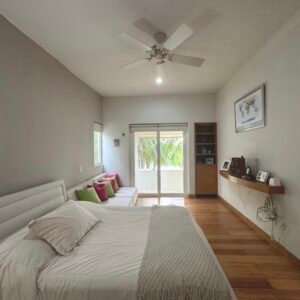 casa front lake f17