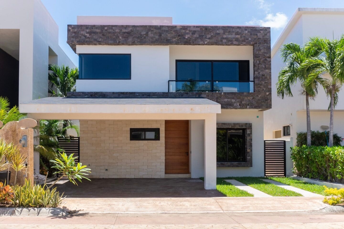 residence c12 lagos del sol