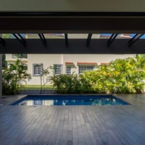 residence j12 lagos del sol