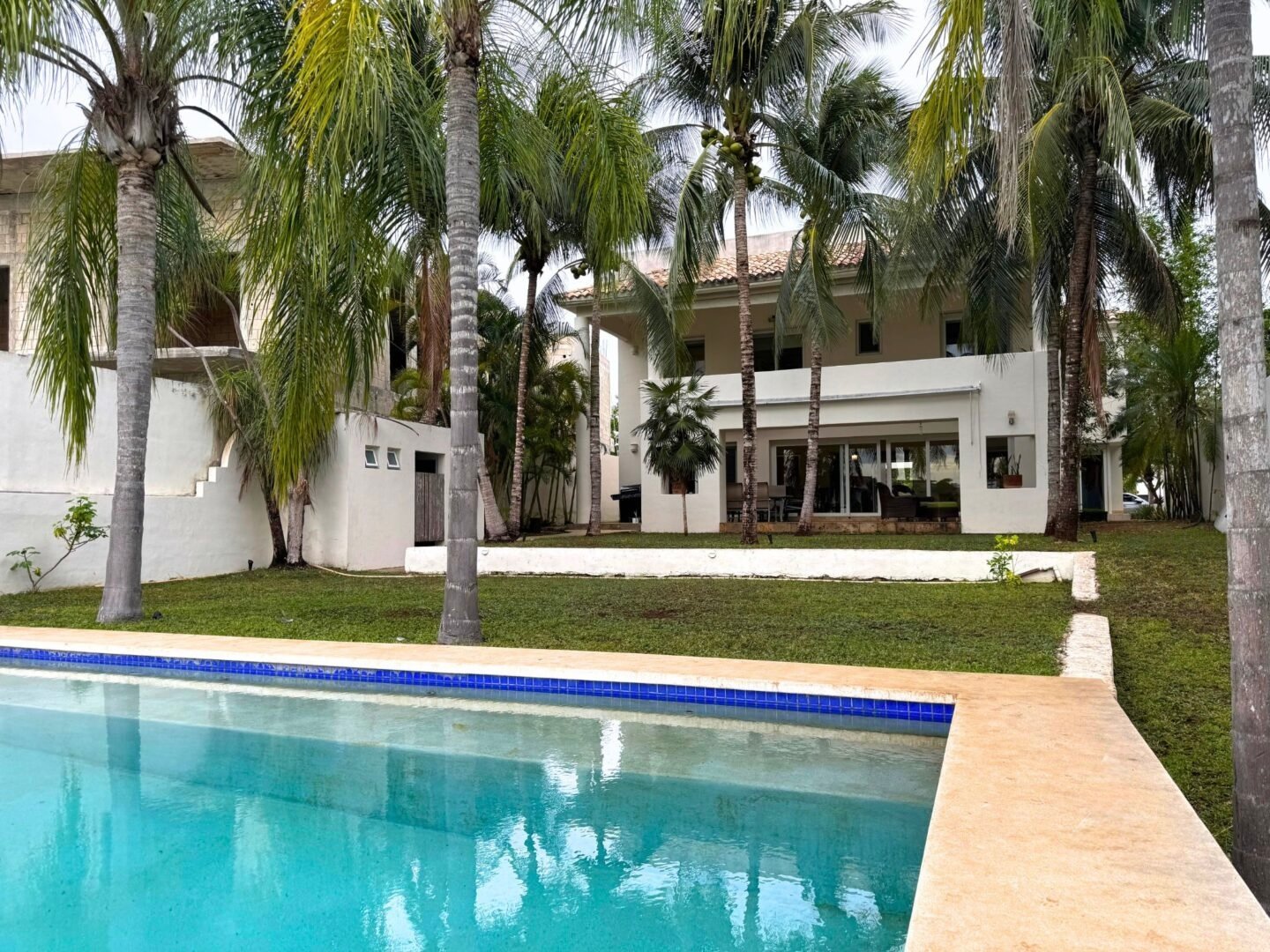 casa front lake f17