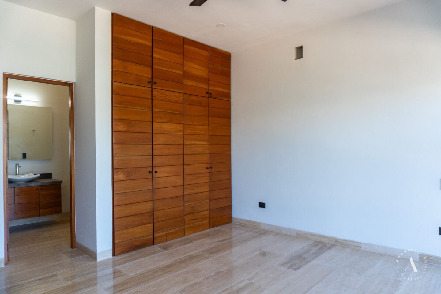 Residence C12 Lagos del Sol - Image 4