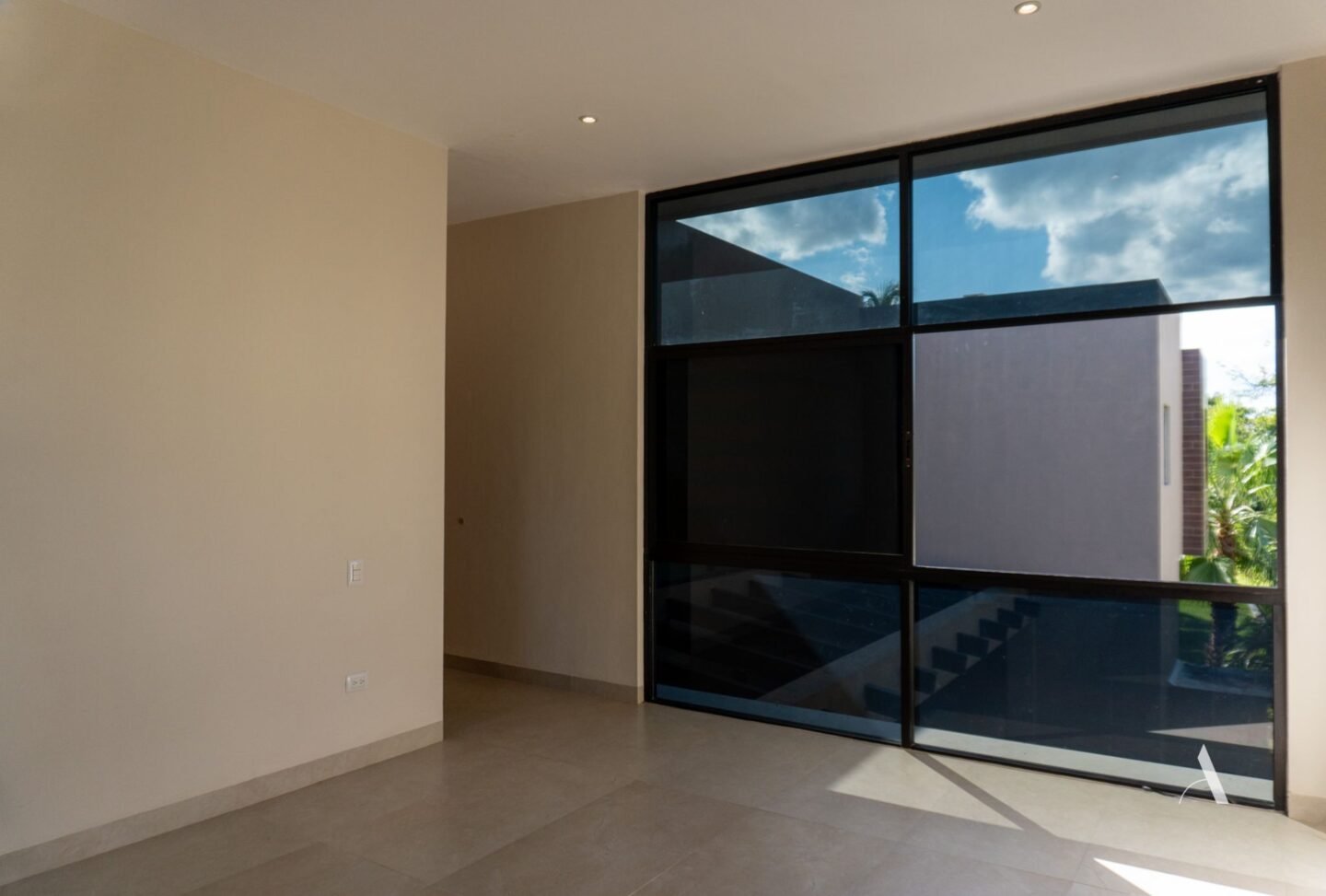 residence j12 lagos del sol