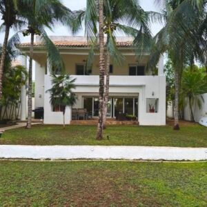 casa front lake f17