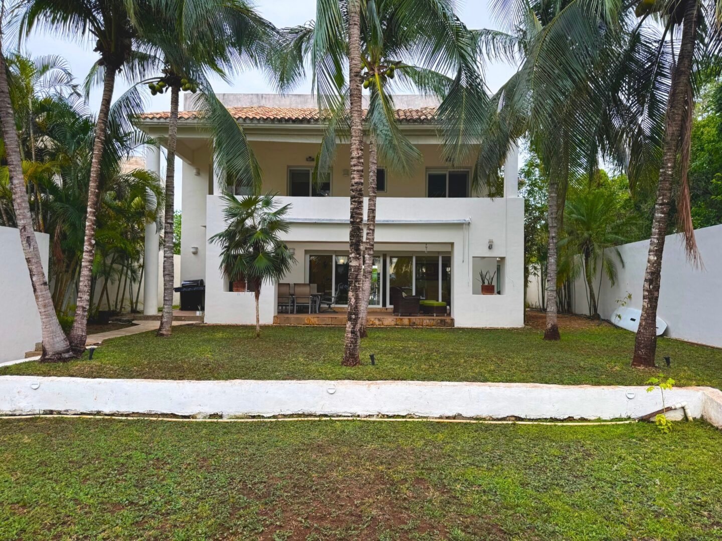 casa front lake f17