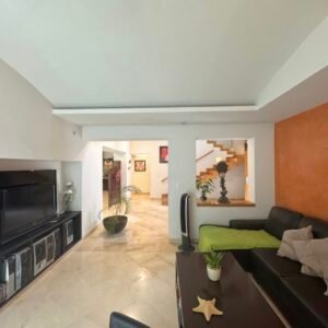 casa front lake f17