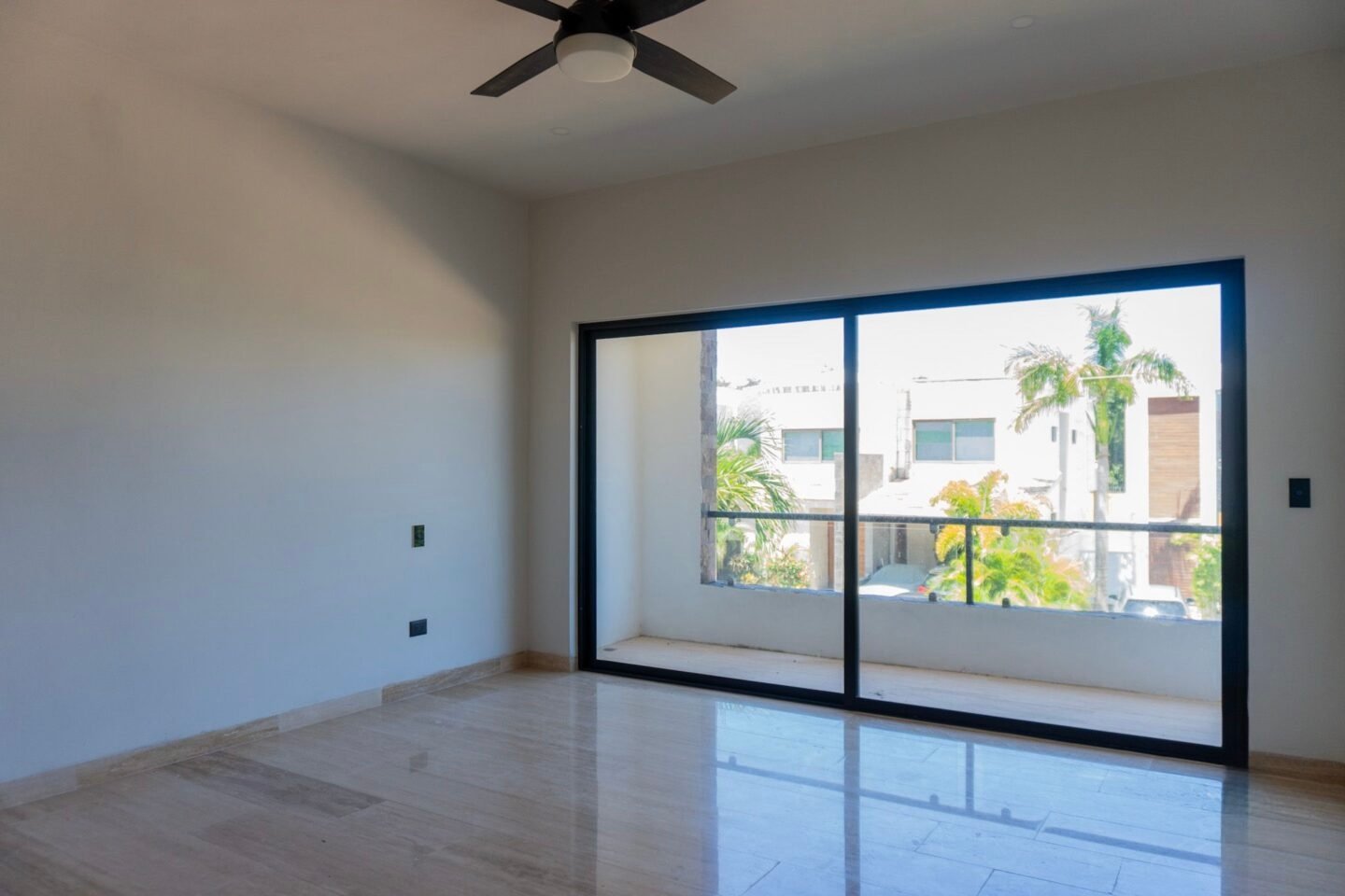 residence c12 lagos del sol